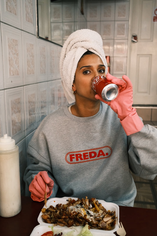 THE FREDA. SWEATSHIRT GREY