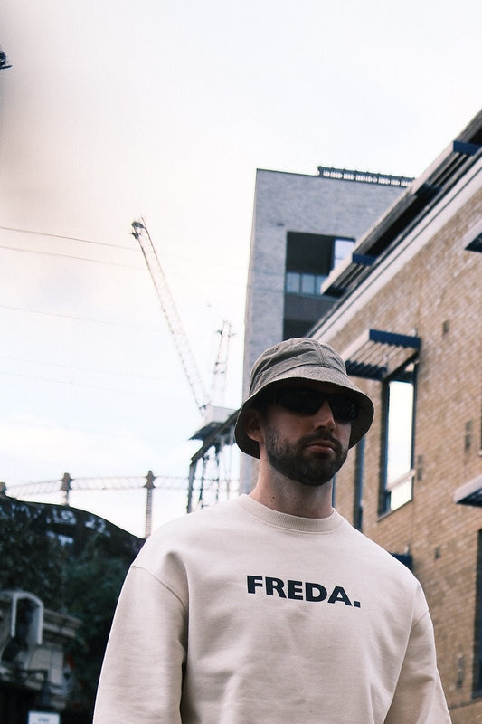 THE FREDA. SWEATSHIRT CREAM